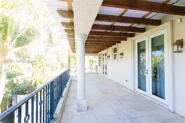 335 W Enid Drive, Key Biscayne, FL 33149