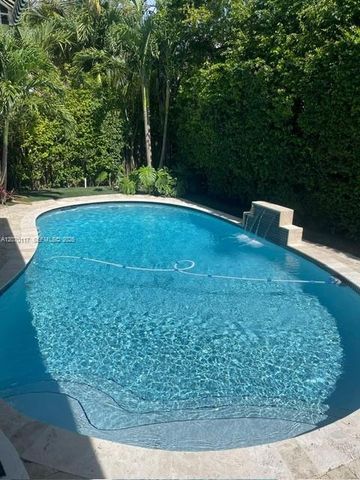 335 W Enid Drive, Key Biscayne, FL 33149