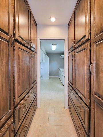 11923 Rocky Lake Drive, Houston, TX 77070