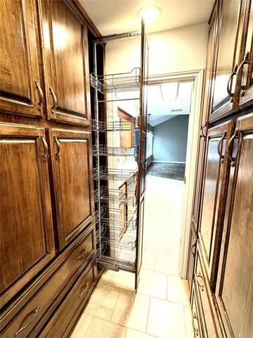 11923 Rocky Lake Drive, Houston, TX 77070