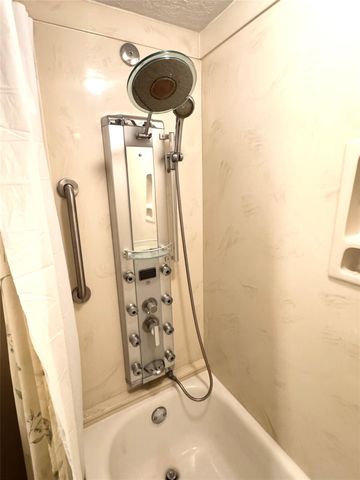 11923 Rocky Lake Drive, Houston, TX 77070