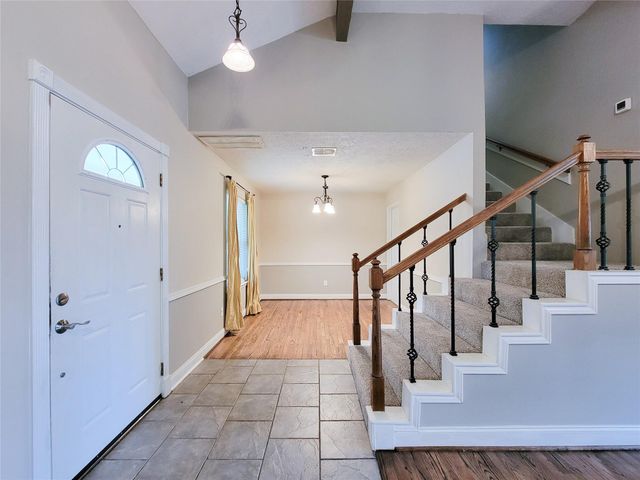 11923 Rocky Lake Drive, Houston, TX 77070