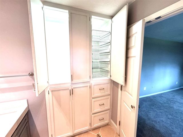 11923 Rocky Lake Drive, Houston, TX 77070