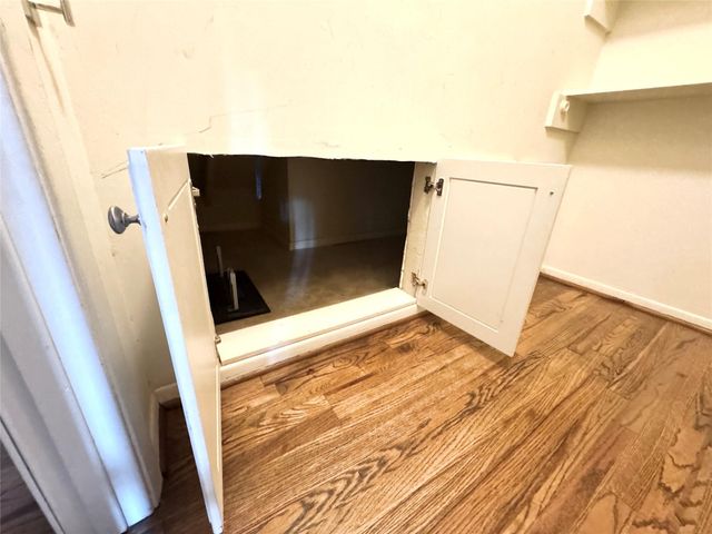 11923 Rocky Lake Drive, Houston, TX 77070