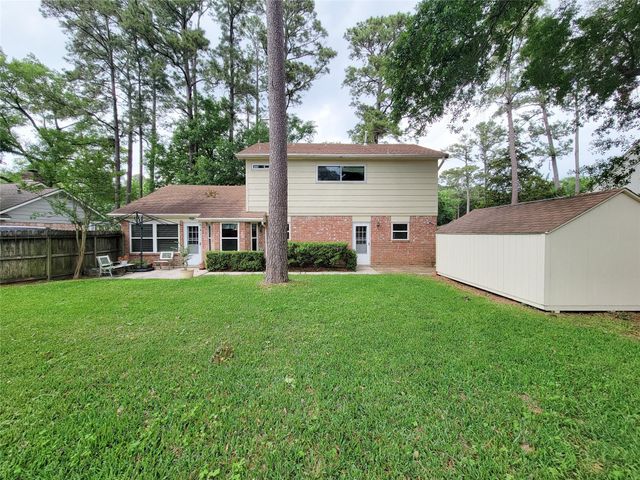 11923 Rocky Lake Drive, Houston, TX 77070