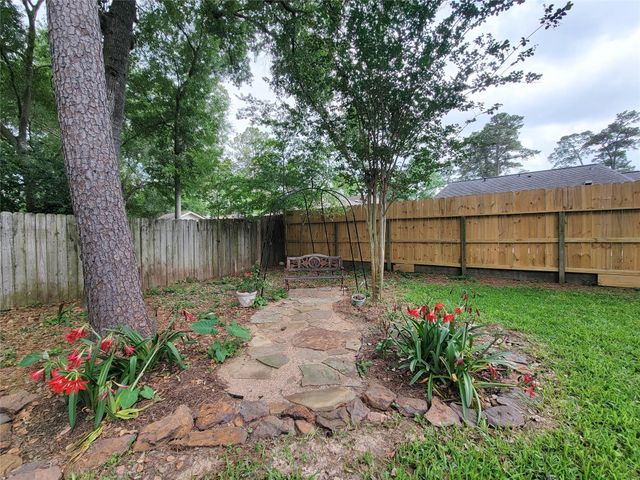 11923 Rocky Lake Drive, Houston, TX 77070