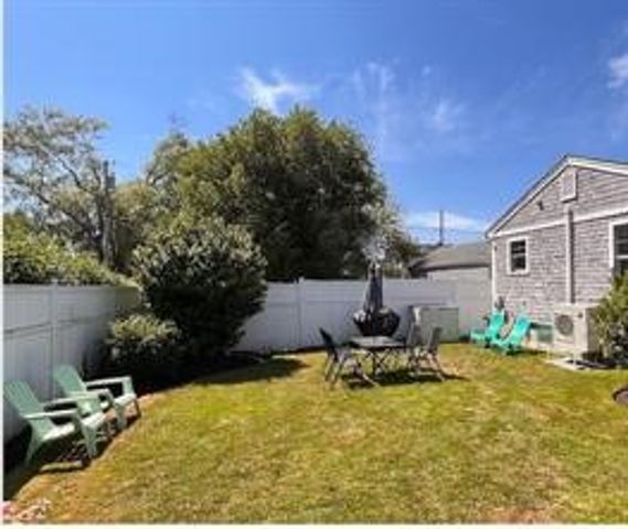 221 Purgatory Road, Middletown, RI 02842