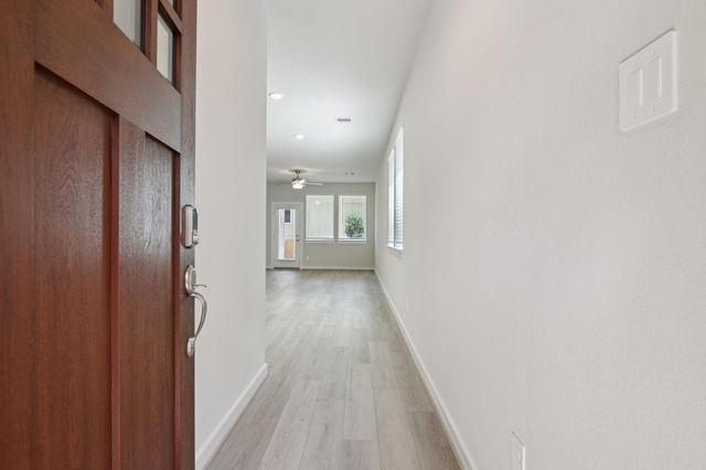 5605 Andesine Drive, Houston, TX 77048