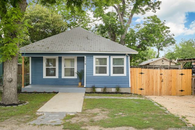 118 Aganier, San Antonio, TX 78212