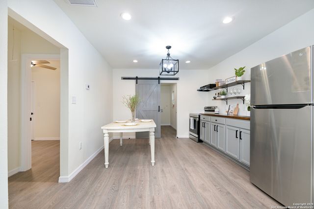 118 Aganier, San Antonio, TX 78212