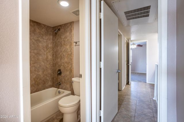 1215 E LEMON Street 220, Tempe, AZ 85281