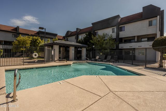 1215 E LEMON Street 220, Tempe, AZ 85281