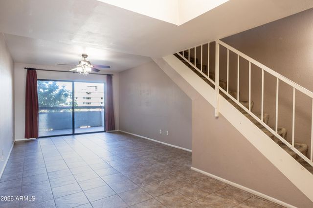 1215 E LEMON Street 220, Tempe, AZ 85281