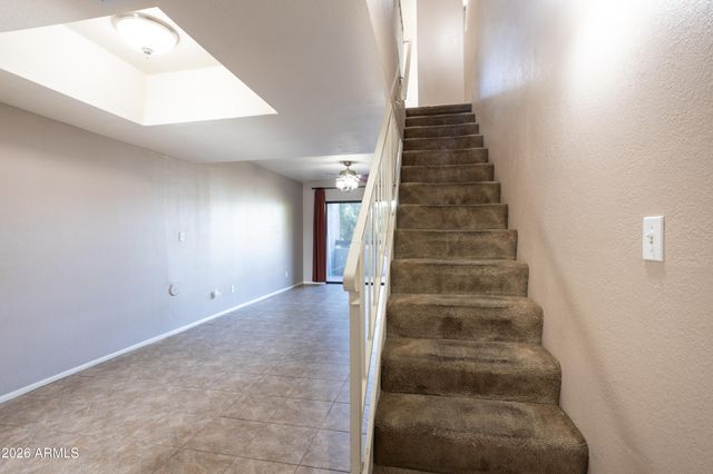 1215 E LEMON Street 220, Tempe, AZ 85281