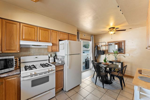 1045 177th Place, Hammond, IN 46324