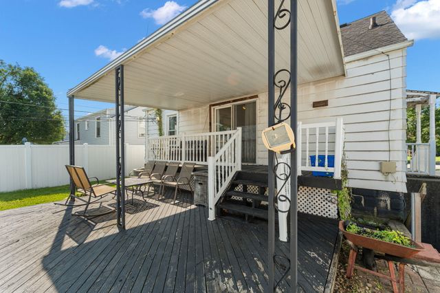 1045 177th Place, Hammond, IN 46324