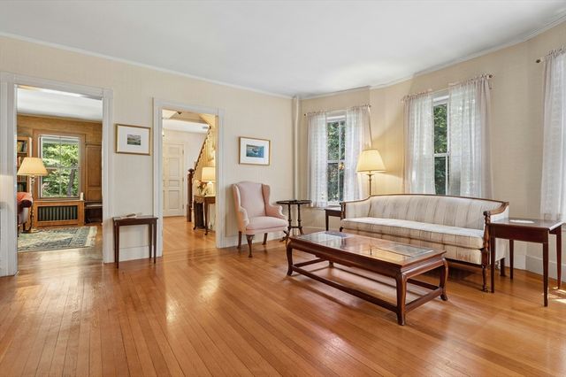 195 Hill Street, Northbridge, MA 01588