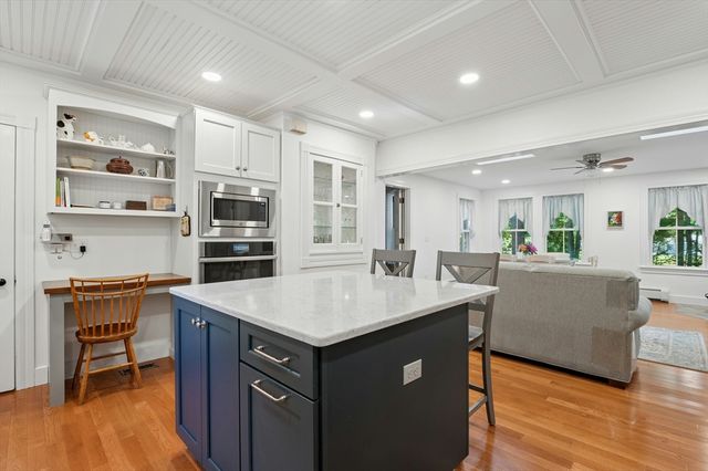 195 Hill Street, Northbridge, MA 01588