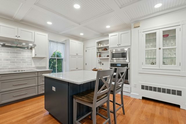 195 Hill Street, Northbridge, MA 01588