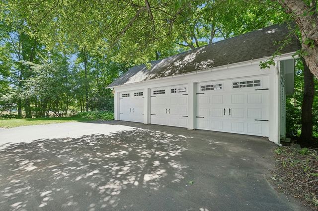 195 Hill Street, Northbridge, MA 01588