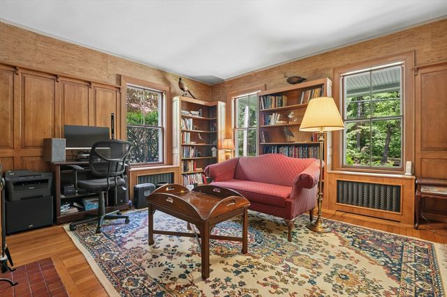 195 Hill Street, Northbridge, MA 01588