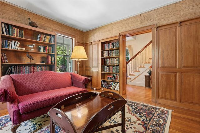 195 Hill Street, Northbridge, MA 01588