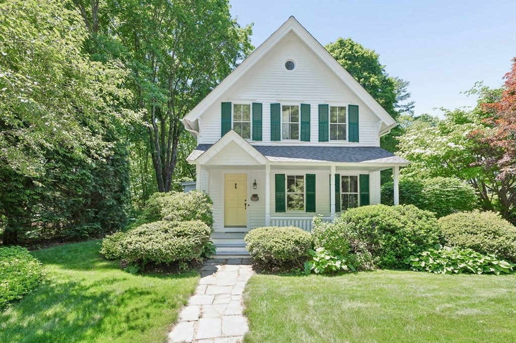 195 Hill Street, Northbridge, MA 01588
