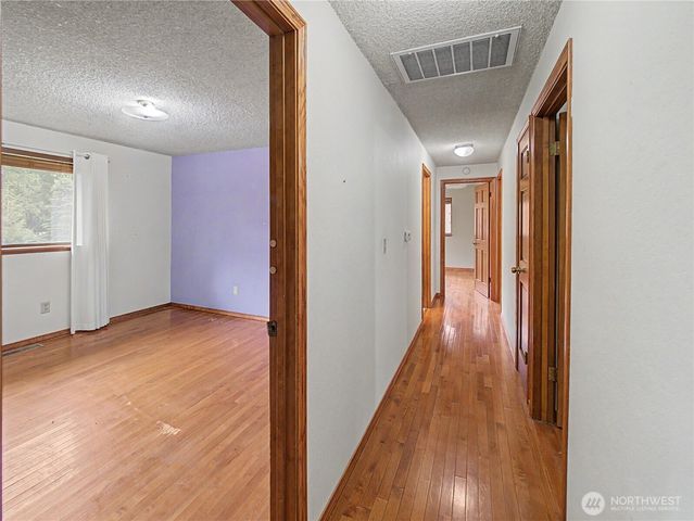 21327 SE 252nd Place, Maple Valley, WA 98038