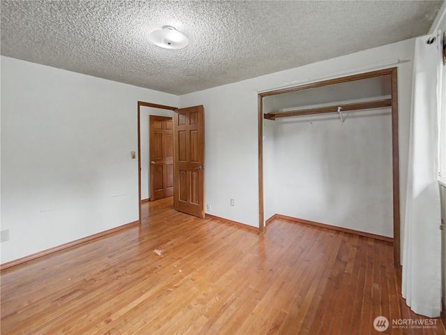21327 SE 252nd Place, Maple Valley, WA 98038
