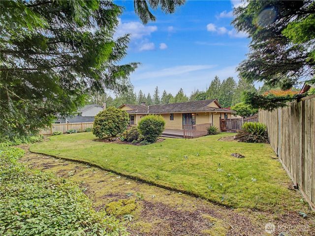 21327 SE 252nd Place, Maple Valley, WA 98038