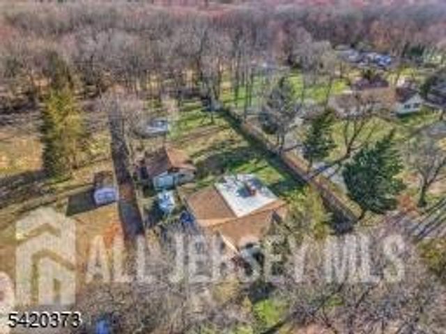 181 E Pleasant Grove Road, Jackson, NJ 08527
