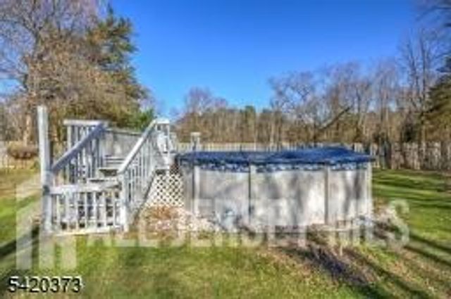 181 E Pleasant Grove Road, Jackson, NJ 08527