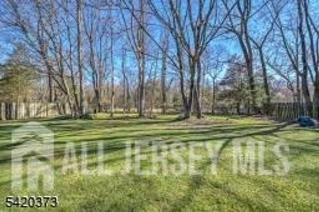 181 E Pleasant Grove Road, Jackson, NJ 08527