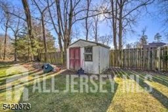 181 E Pleasant Grove Road, Jackson, NJ 08527