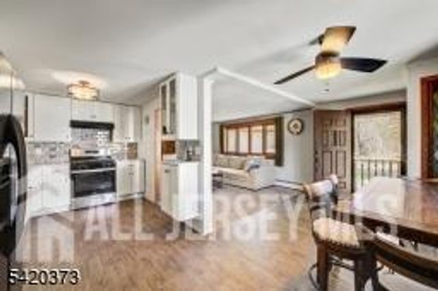 181 E Pleasant Grove Road, Jackson, NJ 08527