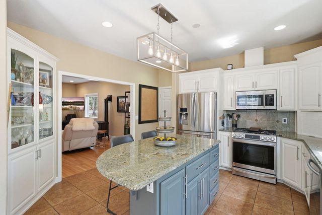 14861 Crupper, Sisters, OR 97759