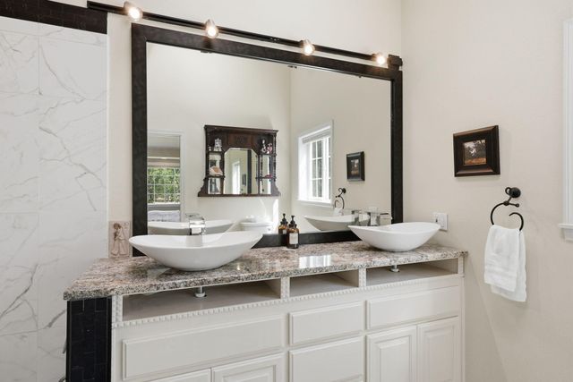 14861 Crupper, Sisters, OR 97759