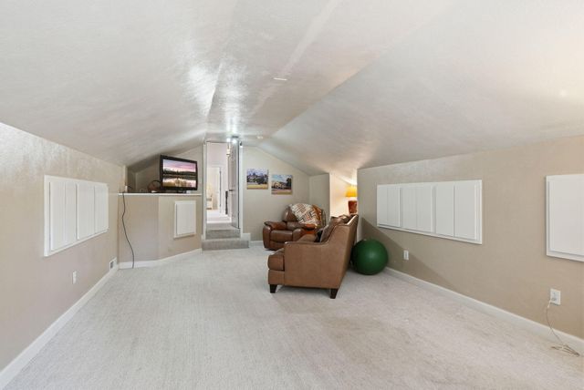 14861 Crupper, Sisters, OR 97759