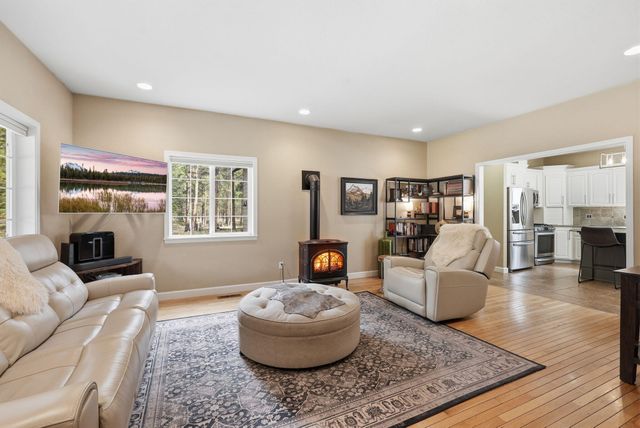 14861 Crupper, Sisters, OR 97759