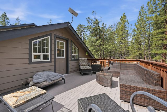 14861 Crupper, Sisters, OR 97759