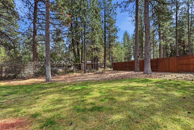 14861 Crupper, Sisters, OR 97759