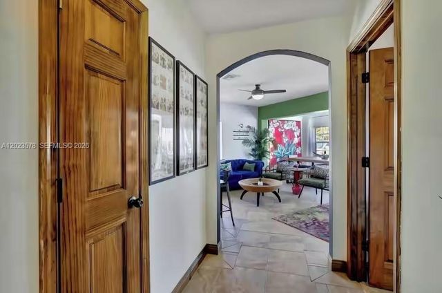 2538 Liberty St, Hollywood, FL 33020