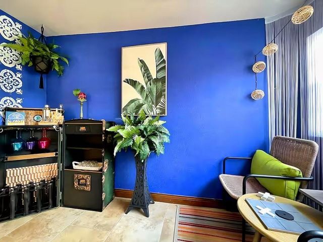 2538 Liberty St, Hollywood, FL 33020