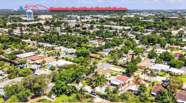 2538 Liberty St, Hollywood, FL 33020