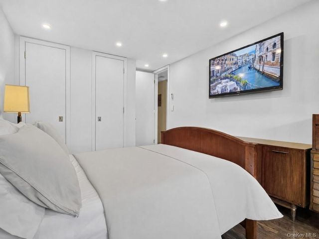 25-47 71st Street, East Elmhurst, NY 11370