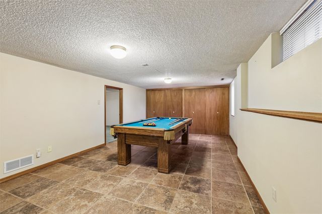 10721 NW 107th Street, Granger, IA 50109