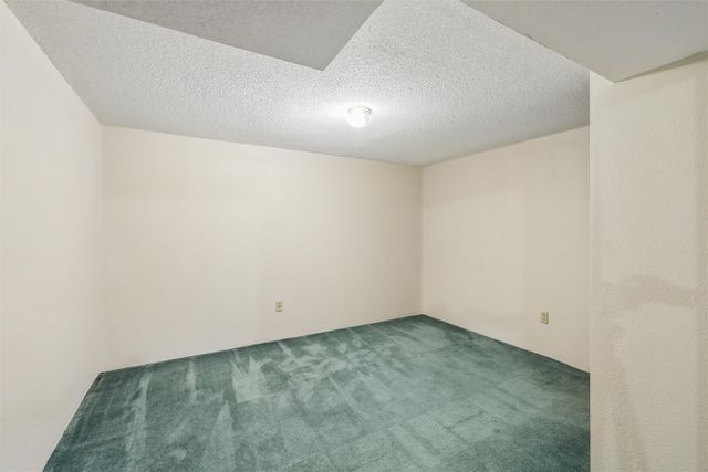 10721 NW 107th Street, Granger, IA 50109