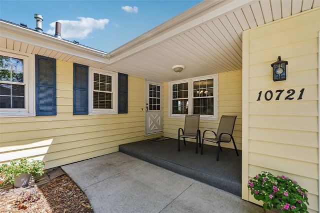 10721 NW 107th Street, Granger, IA 50109