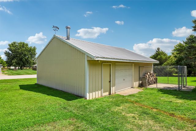 10721 NW 107th Street, Granger, IA 50109