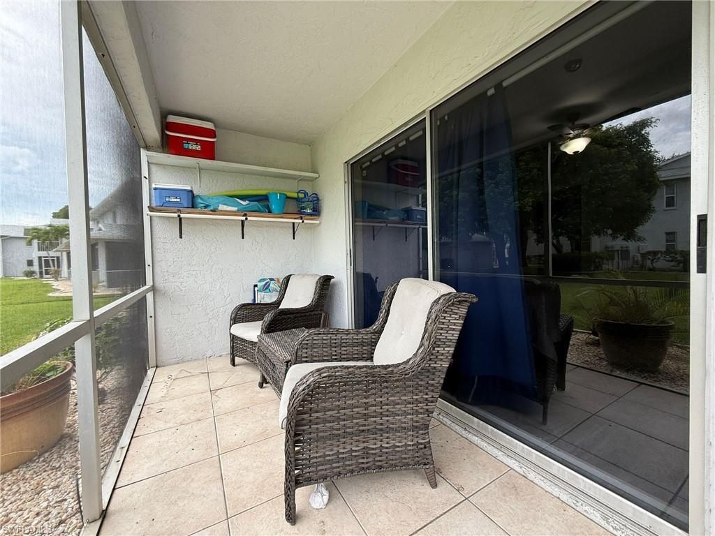 Image 15 of property listing at 5023 SW 16th PL # 101, Cape Coral, FL 33914